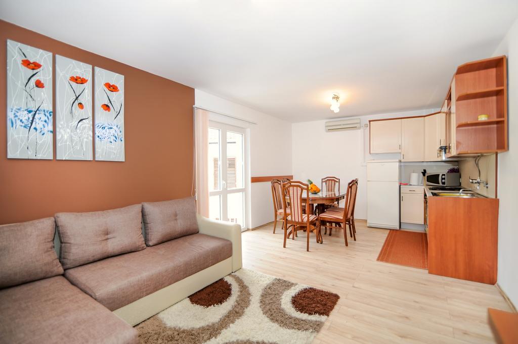 Orlovic Old Town Apartman Zára